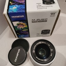 Olympus M.Zuiko Digital 25mm
