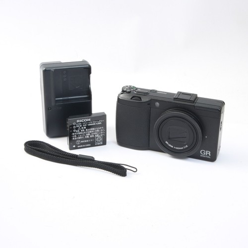 Fotocamera digitale compatta