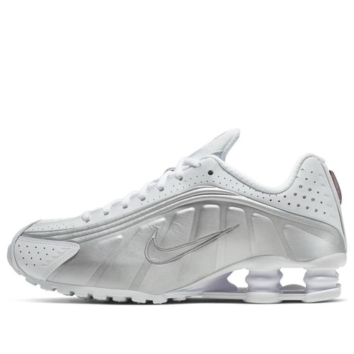 Taglia nike shox r4 - -,