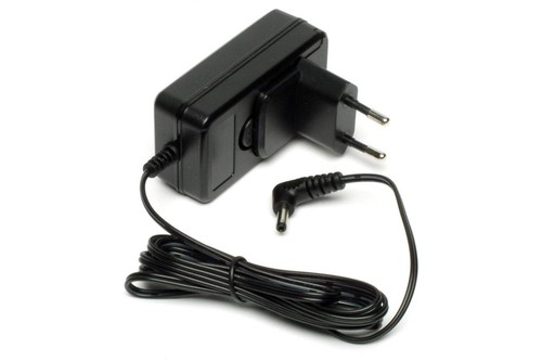 Yaesu sad caricabattertia - yaesu, sad-25