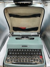 Olivetti Lettera 32 Vintage
