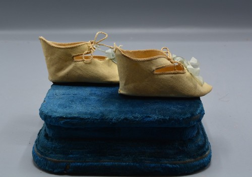 Chaussures poupée ancienne - chaussures,