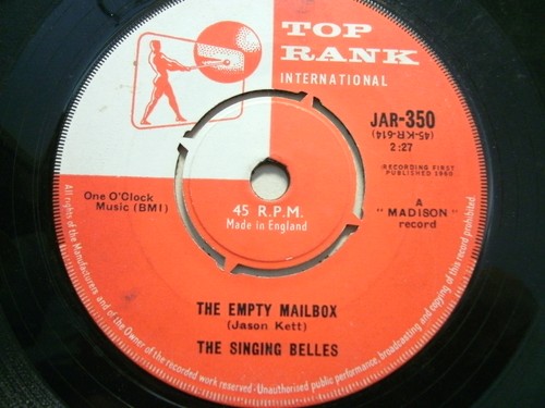 The singing belles - singing, –