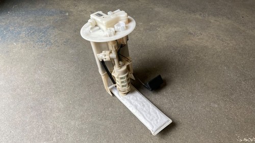 Pompa carburante serbatoio