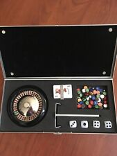 UNA SCATOLA CON 3 MINI GIOCHI DA TAVOLO/VIAGGIO:ROULETTES,BLACK JACK