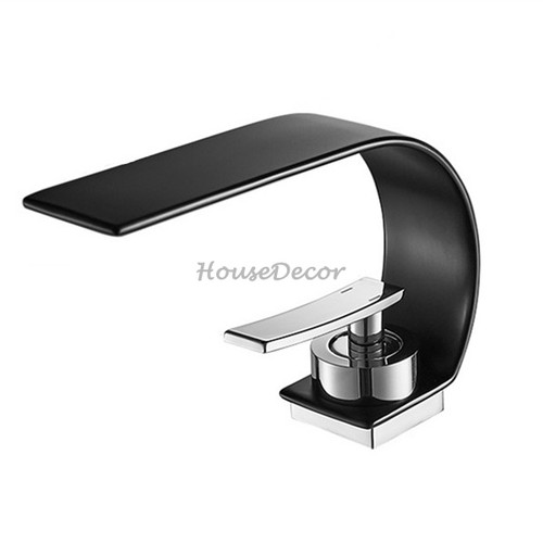 Rubinetto miscelatore lavabo