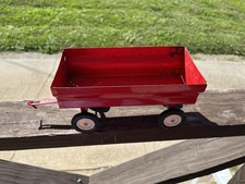 Vintage ERTL Diecast Metal Red