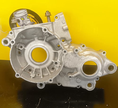 Carter moteur gauche kawasaki - carter,