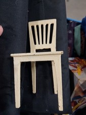 Scultura sedia miniatura