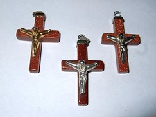 - Ciondolo Pietra Cristallotera - CROCIFISSO PIETRA DEL SOLE