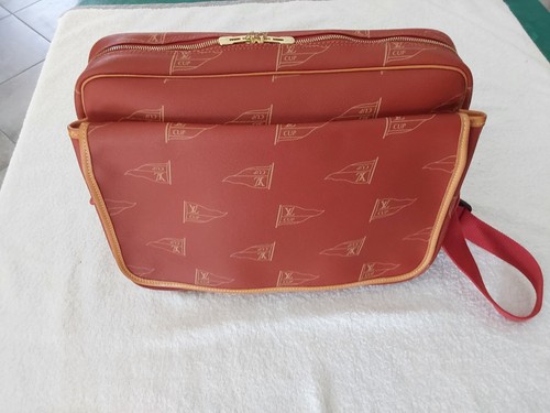 Sac bandouillere louis vuitton - louis,