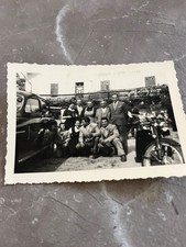 Foto moto e auto non identificata amici ponte gardena 1953 epoca fotografia