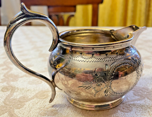 Antica lattiera inglese - , in