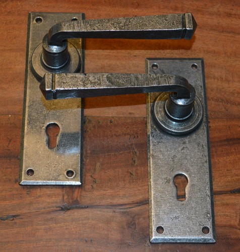Maniglie per porte - in, ferro