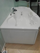 vasca idromassaggio usata