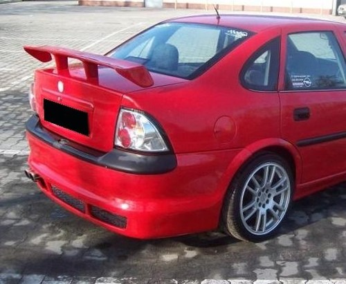 Spoiler coperchio bagagliaio
