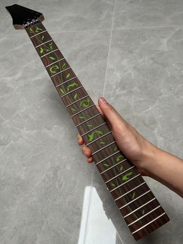 Reverse headstock 22frets