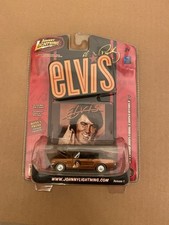Johnny Lightning 1/64 Elvis Presley 65 Ford Mustang Cabrio.