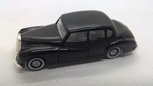 Wiking 836 mercedes 300 - 836,