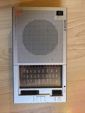 Radio d'epoca portatile SONY