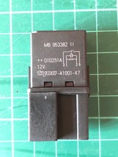 Relais Rele' auto 12V Tyco-A1001-X7  MB953382 11  V23074 Mitsubishi Volvo Relè
