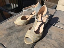 BELLA MARIE SILVER GLITTER