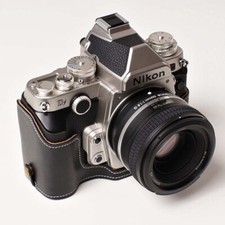 Custodia mezza fotocamera in