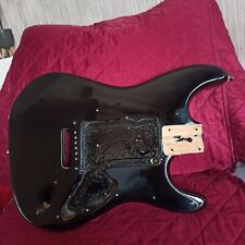 Corpo body modello Stratocaster in frassino vernice gloss nero 6 viti