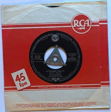 ELVIS PRESLEY - MYSRERY TRAIN