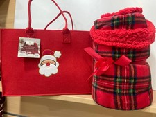 PLAID MATRIMONIALE CON RETRO PELLICCIA + BORSA IN FELTRO