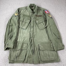 Giacca vintage US Army uomo piccola lunga verde oliva OG107 Jungle Field Coat anni 60