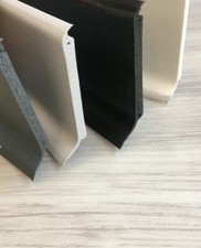 Battiscopa GUSCIO in PVC 2m