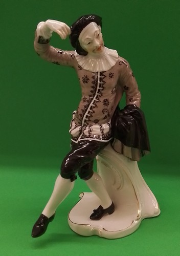 Statuina porcellana