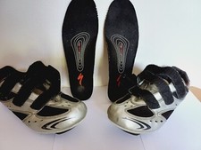 Scarpe SPEZIALIZED Bici da Corsa misura 43 usate con piccolo buco laterale