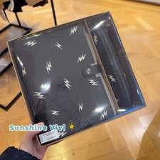 Set quaderno e astuccio