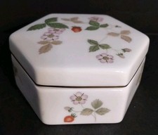 Wedgwood Wild Strawberry Trinket Jewelry Box Bone China Hexagon England 1.5"Tall