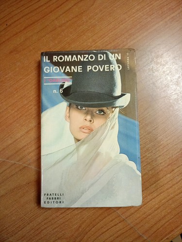 Romanzo un giovane - un,