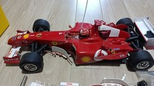 ferrari f 2004 rc  motore a