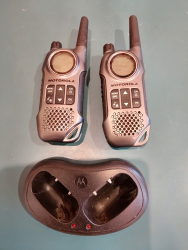 Motorola walkie talkie tlkr - motorola, t8