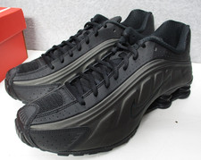 Nike Shox R4  Triple Black