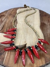 Collana di perline in legno di