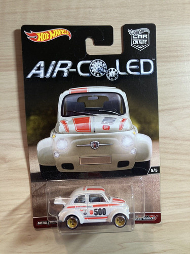 Hot wheels fiat 500d - hot,