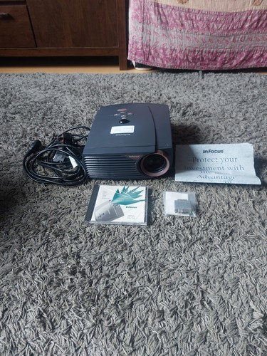 Proiettore infocus lp420 - lp420, 230