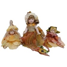 bambola di porcellana-set da 3 statue per collezione-bambina con cappello vestit