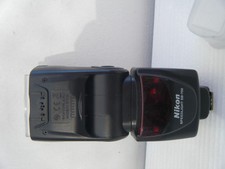Nikon Speedlight SB-700 flash
