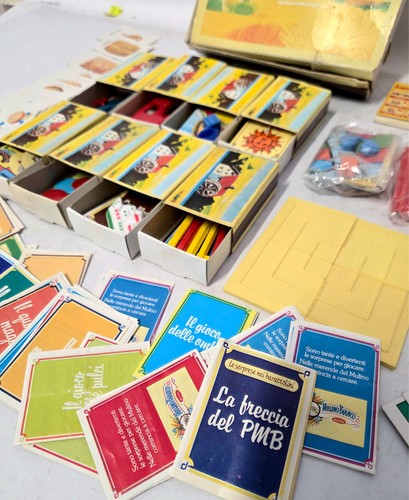 Lotto gadget sorprese - , mulino