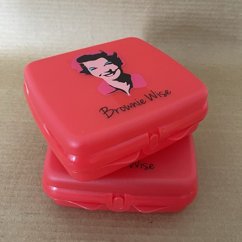 Tupperware sandwich keeper - tupperware,