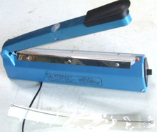 SIGILLA BUSTE DA TAVOLO 220 VOLT  450 WATT  LAMA DA 30 CM REGOLAZIONE DELLA TEMP