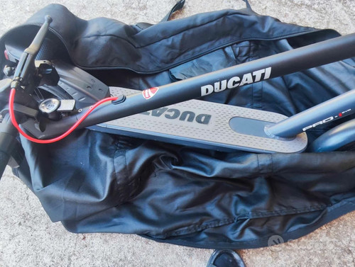 Vendo monopattino ducati pro - vendo,