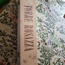 cassette r coperchi  di legno vuote vino varie  vedi foto 